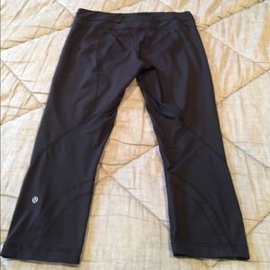 Lululemon: Inspire Crop II